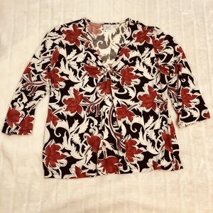Cleo Floral Print 3/4 Sleeve Women’s V-Neck Top - Black Cream & Red